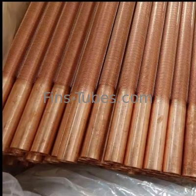 Купить Индивидуальный теплообменник с оребренными трубами, разработанный для эффективной работы в условиях низких и высоких температур Производство в сети